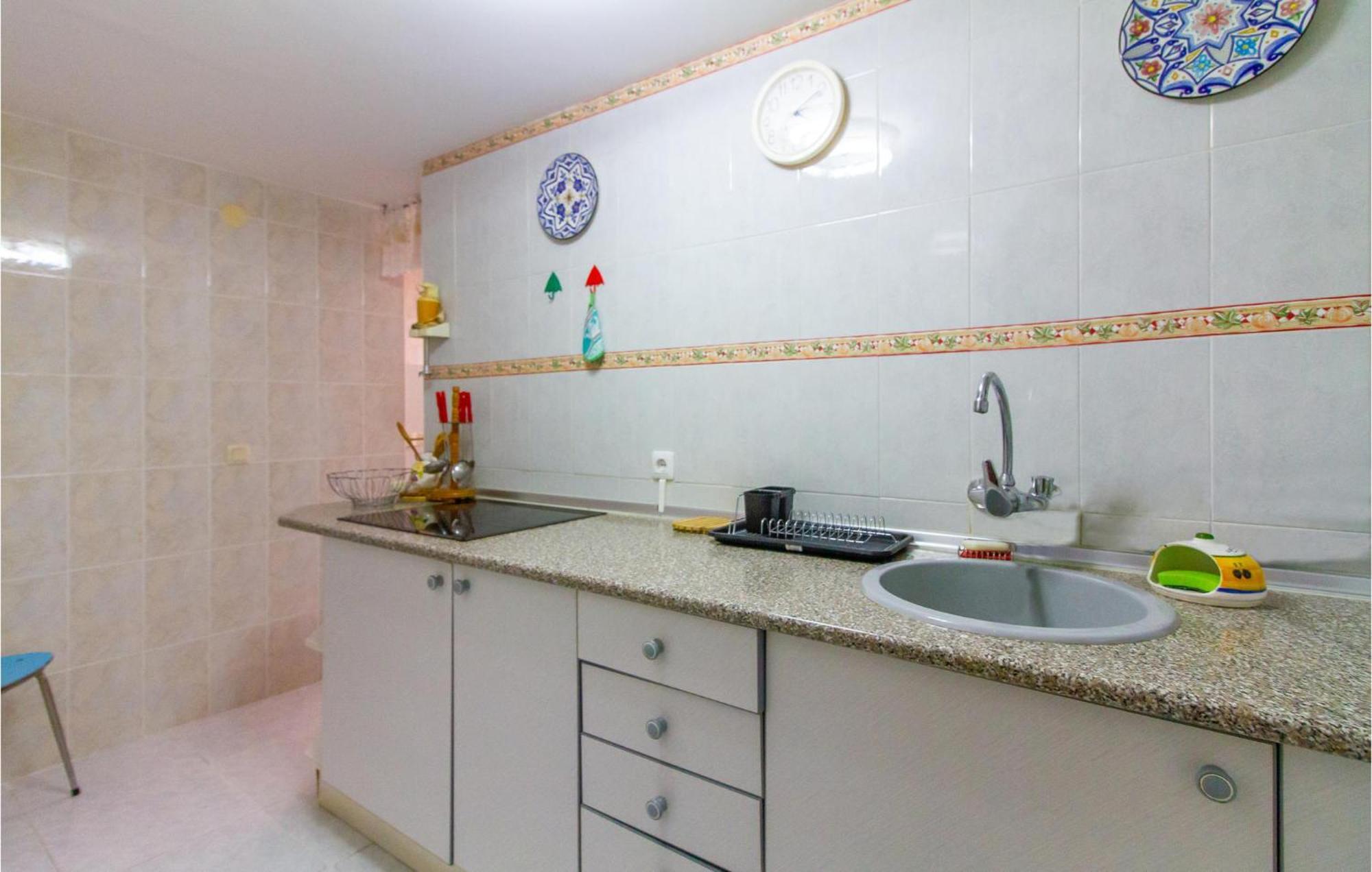 Stunning Apartment In Gandia With Kitchen Εξωτερικό φωτογραφία