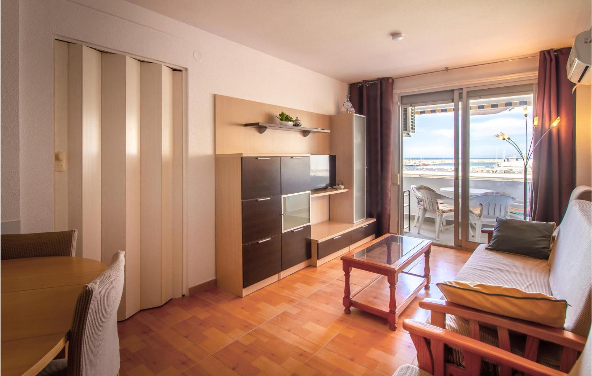 Stunning Apartment In Gandia With Kitchen Εξωτερικό φωτογραφία